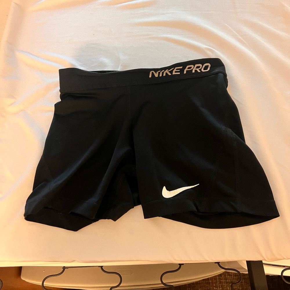 Nike Pro Women's Black Shorts